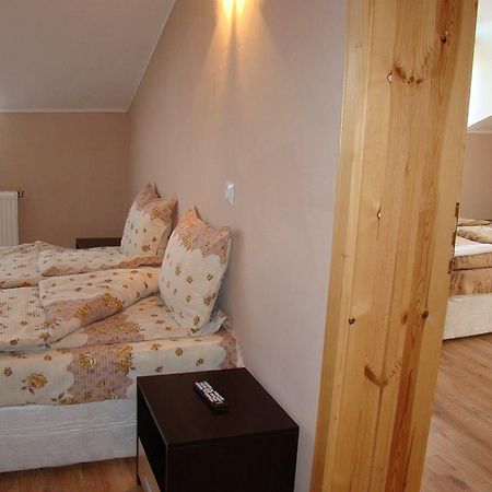 Yana Guest House Dobrinishte Esterno foto