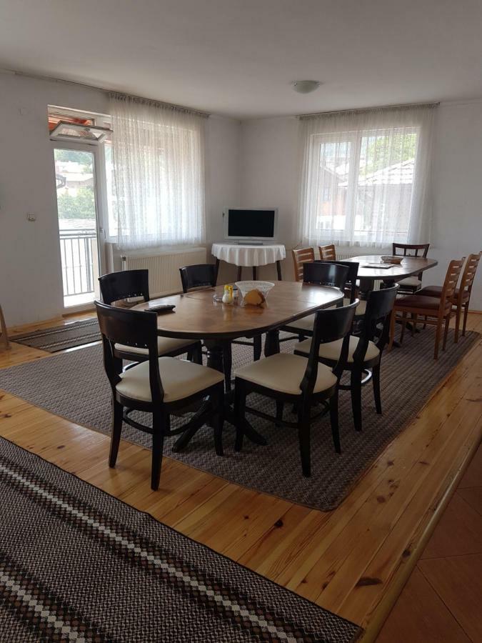 Yana Guest House Dobrinishte Esterno foto